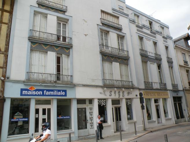  Maison familiale, Size, rue de la Monnaie